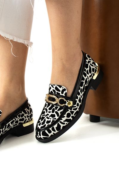 Güllü Shoes Mocasini din piele vegană din piele de căprioară cu model zebră albă neagră de damă, pantofi confortabili, cu cataramă înlocuibilă zilnic