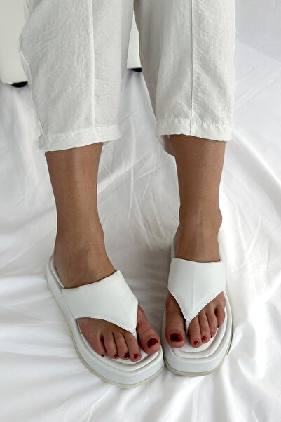 Shoebutik Emma White Leather Flip Flops High Sole Women's Slippers