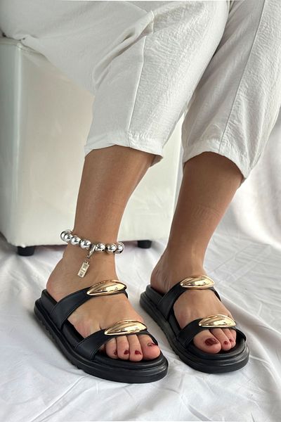 Shoebutik Paulina Black Leather Buckle Detailed Women's Slippers
