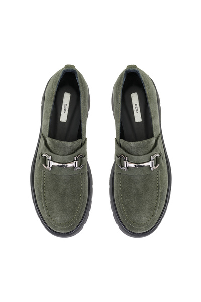 Desa Дамски велурени кожени мокасини с катарама в зелен цвят