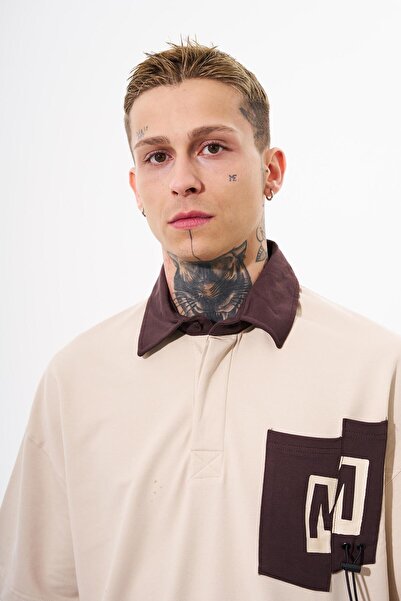 Machinist Ανδρικό μπλουζάκι με λαιμόκοψη σε ανοιχτό μπεζ πόλο - Τσέπη αντίθεσης