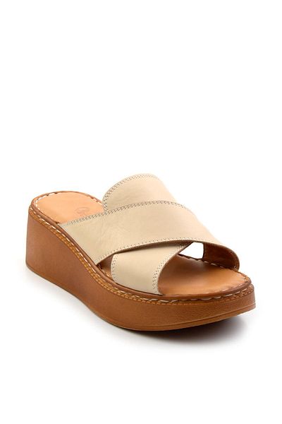 Bambi Beige Leather Women's Slippers K 04331126303