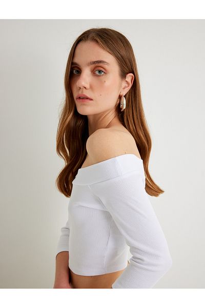Koton Νέα σεζόν Koton X Sima Tarkan - Μπλουζάκι με ανοιχτό ώμο Crop T-shirt με μήκος μανίκι βαμβακερό λεπτή εφαρμογή
