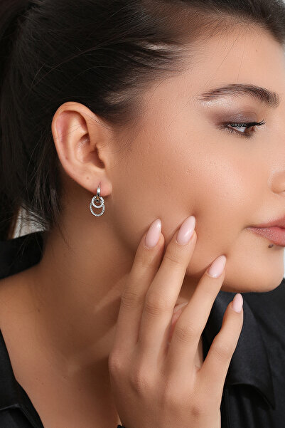 Gümüş Vadisi Kadın 925 Ayar Gümüş Zirkon Taşlı Küpe