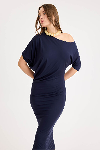 Vitrin Короткий рукав з човниковим коміром, модальне плаття