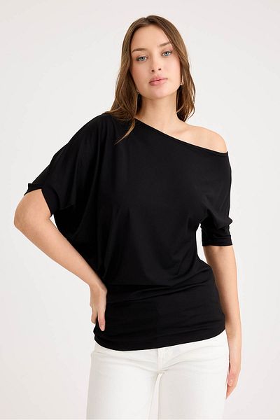 Vitrin Boat Neck Short Sleeve Modal Blouse