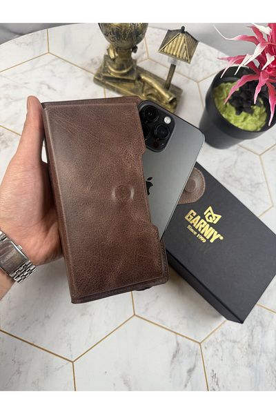 Garniy Tan Wallet with Phone Compartment and Handle, Large Compartment