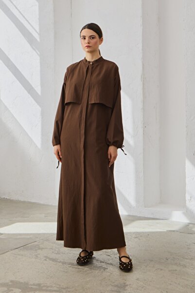 QANU كارول فيرس براون