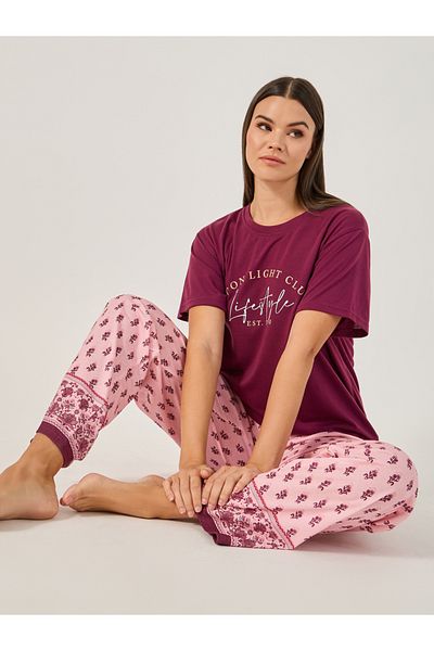 Styli Slogan Print Dropped Shoulder T-Shirt and Pyjama Pants Set
