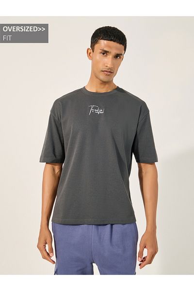 Styli Slogan Print Crew Neck Oversized T-Shirt