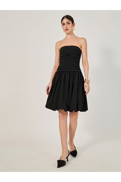 Styli Plain Ruched Strapless A-Line Knee-Length Dress