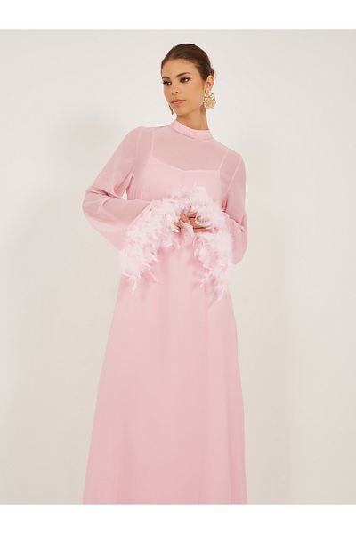 Styli Plain Long Sleeves Feather Hem Shift Maxi Dress
