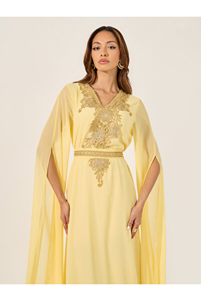 Styli Lace Detail V-Neck A-Line Belted Kaftan