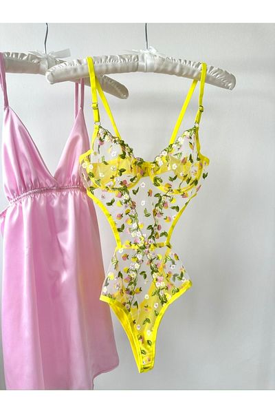 Feruzdesign Women's Yellow Underwire Caret Bodysuit