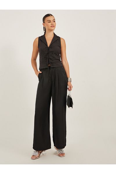 Styli Solid Pleated Wide Leg Pants with Belt Loops