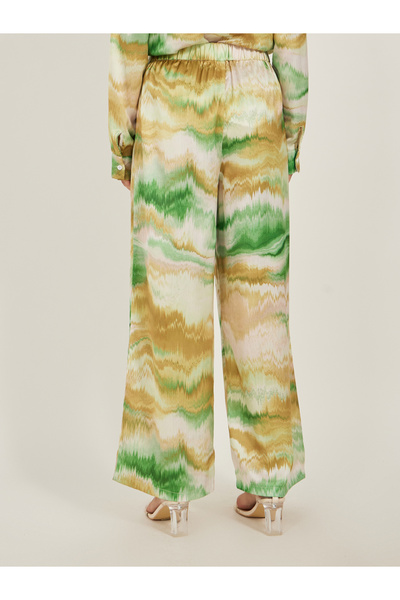 Styli Mid Rise Abstract Printed Wide Leg Pants