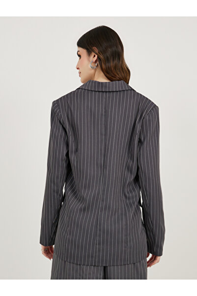 Styli Regular Fit Regular Length Striped Blazer