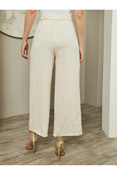 Styli Mid Rise Wide Leg Jacquard Pattern Belted Pants