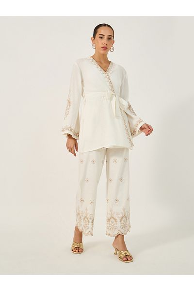 Styli Embroidered Mid Rise Relaxed Fit Pants with Scalloped Hem