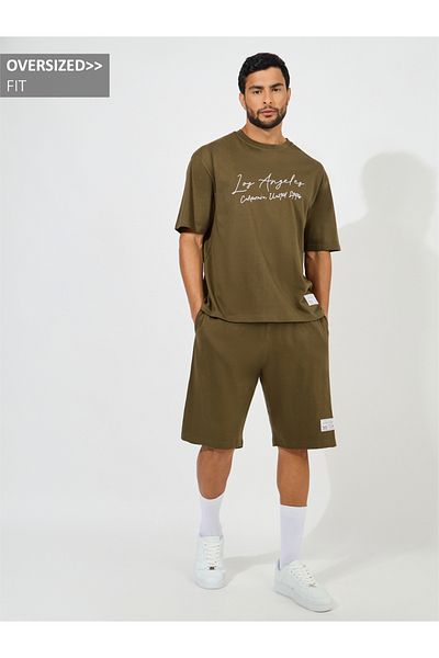 Styli Chest Print Heavy Cotton Jersey T-Shirt and Badge Detail shorts Co-Ords