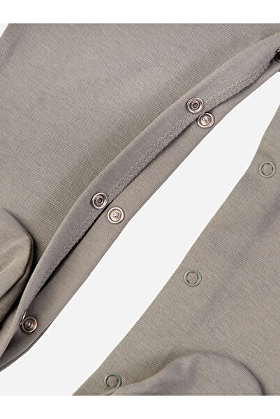 Babies Basic By Styli Printed Sleepsuit with Snap Button