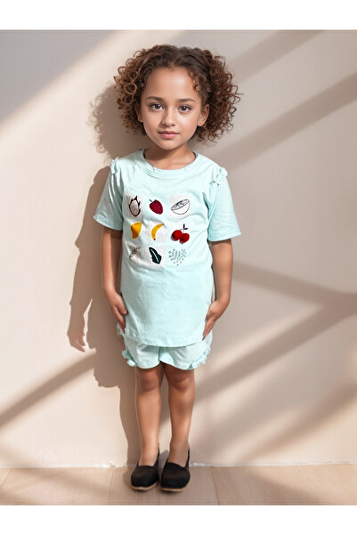 Clovia Cubs By Styli طقم تي شيرت وشورت بتفاصيل كشكشة وطبعة فواكه