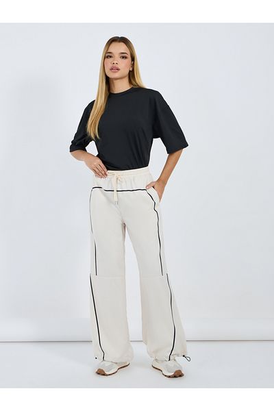 Styli Contrast Piping Detail Toggle Hem Relaxed Fit Pants