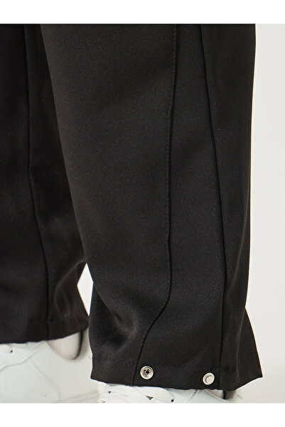 Styli Solid Loose Fit Mid Rise Pants with Drawstring