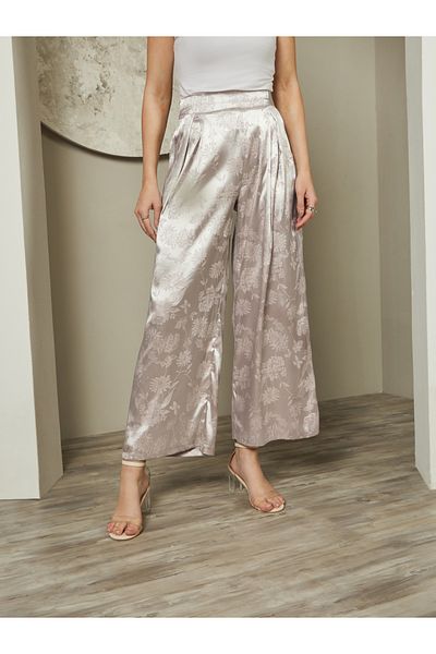 Styli Mid Rise Wide Leg Jacquard Pattern Pants