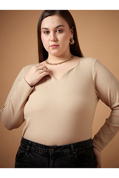 Sassafras By Styli Plus Size Textured Rib Knit Notch Neck Top
