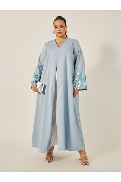 Styli Plus Size A-Line Front Open Abaya with Printed Tonal Detail