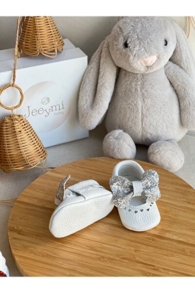 Li Puna White Shine Genuine Leather Baby Moccasin with Silver Stones