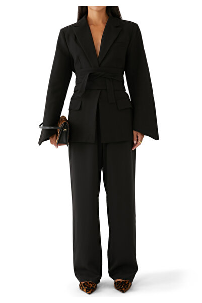 ODD MUSE Zamansız Şıklıkta Modern Blazer