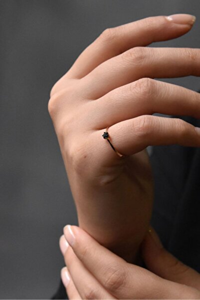 Papatya Silver 925 Ayar Gümüş Minimal Tek Taşlı Çıtır Yüzük