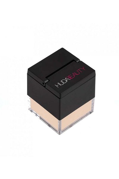 Huda Beauty بودرة إيزي بيك السائبة لتثبيت المكياج من هدى بيوتي -Pound Cake