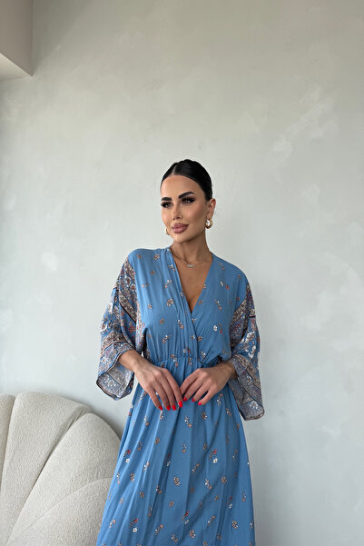 KAMACI BUTİK Kruvaze Yaka Viskon Kumaş Elbise