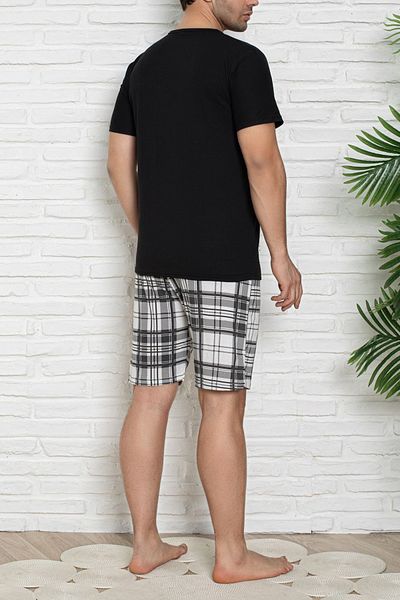 Edit by Trendyol Schwarzes Strick-Pyjama-Set mit normaler Passform und karierten Shorts TMNSS25PT00037
