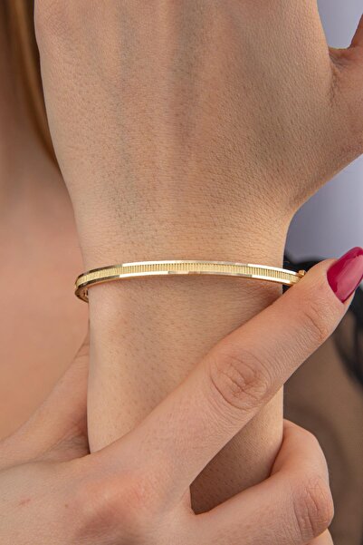 Fiyonk Kuyumculuk 14 Ayar Altın Ajda Bilezik Kelepçe – Zamanı Aşan Işıltılı T...