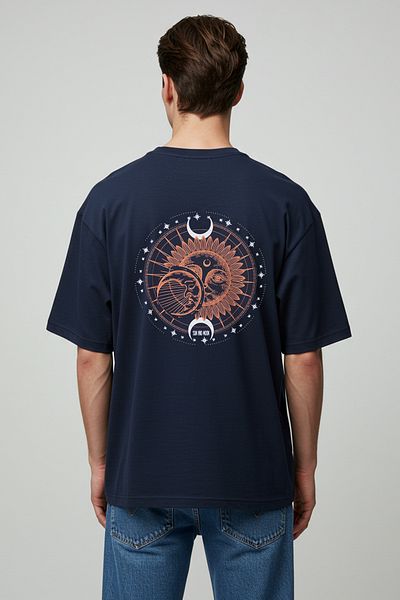 Trendyol Collection Oversize bavlněné tričko Mystic Printed Navy Blue - Krátký rukáv TMNSS23TS00165