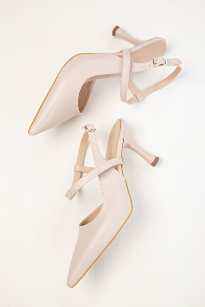 SOHO Bézs színű női klasszikus sarkú cipő 20405