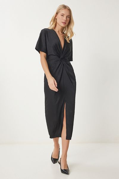 Happiness İstanbul Women's Black Crinkle Effect Knotted Midi Dress Ub00313
