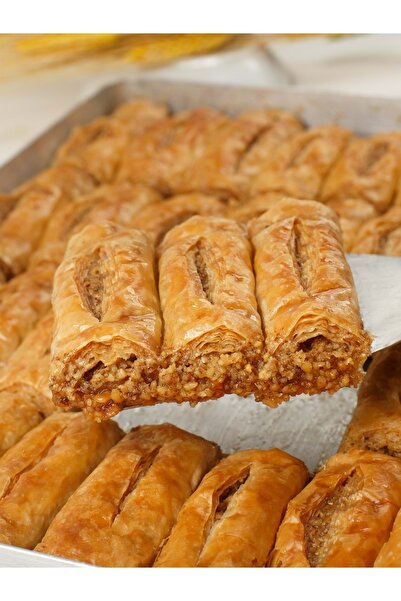 Nejla Hanım Ev Tatlıları Cevizli Samsa 1 kg