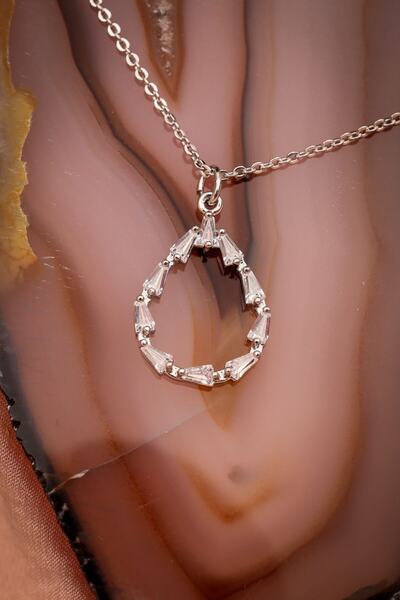 Generic Brand Oval Baguette Silver Necklace