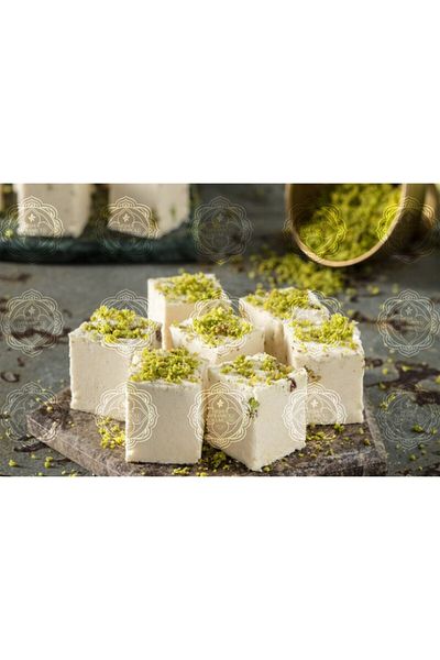 MEŞHUR SAFRANBOLU LOKUMCUSU 280 Gr Halva Pull with Pistachios
