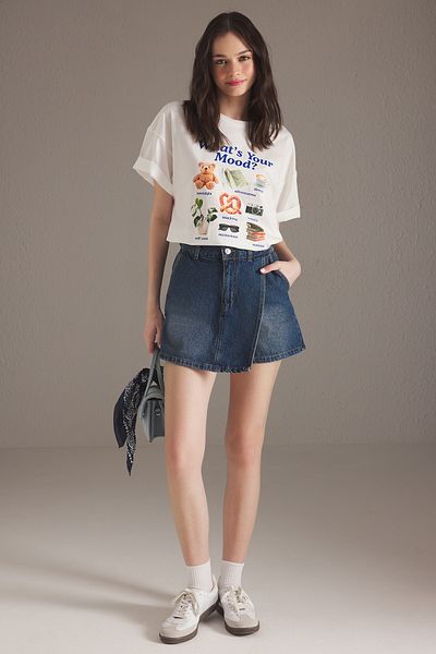 Trendyol Collection Dark Blue More Sustainable Regular Waist Mini Denim Shorts Skirt Twoss25Sr00081