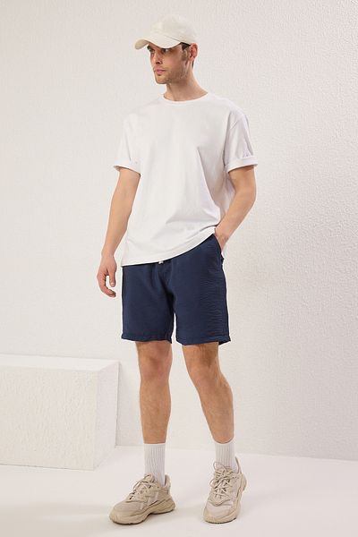 Trendyol Collection Μπλε Navy κανονική εφαρμογή με λινό σορτς & βερμούδες TMNSS25SR00005