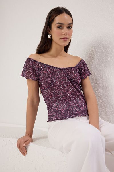 Trendyol Collection Μωβ φλοράλ εμπριμέ Crop Carmen γιακά μανίκι πλεκτή μπλούζα TWOSS25BZ00116