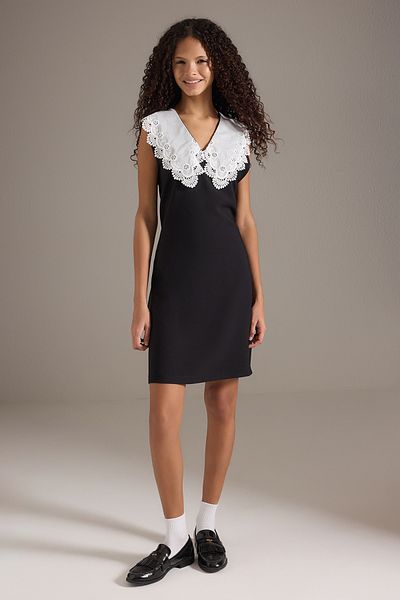 Trendyol Collection Schwarzes gewebtes Minikleid mit A-Linien-Ausschnitt und Details TWOSS25EL00627
