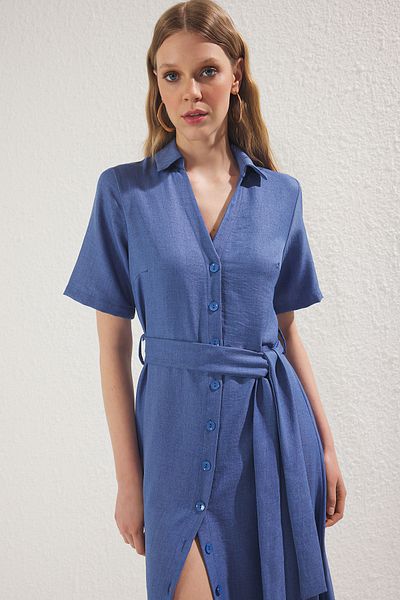 Trendyol Collection Rochie cămașă țesută midi cu curea Indigo TWOSS25EL00285