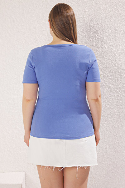 Trendyol Curve Μπλε πέτρινη λεπτομέρεια με λαιμόκοψη πισίνας Πλεκτή μπλούζα μεγάλου μεγέθους TBBSS25AF00100